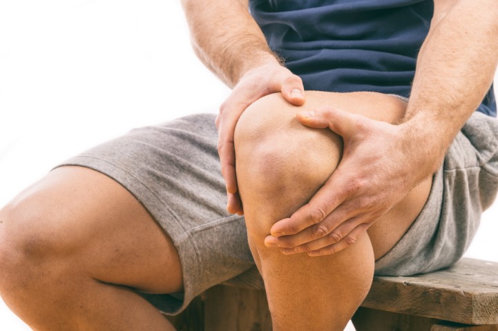 How To Take Care Of Your Knee Pain During Winters